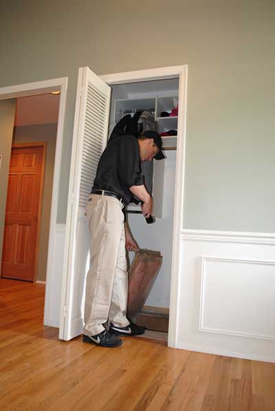 Technician in Crawlspace Technician in Crawlspace - Additional Pest Control Services